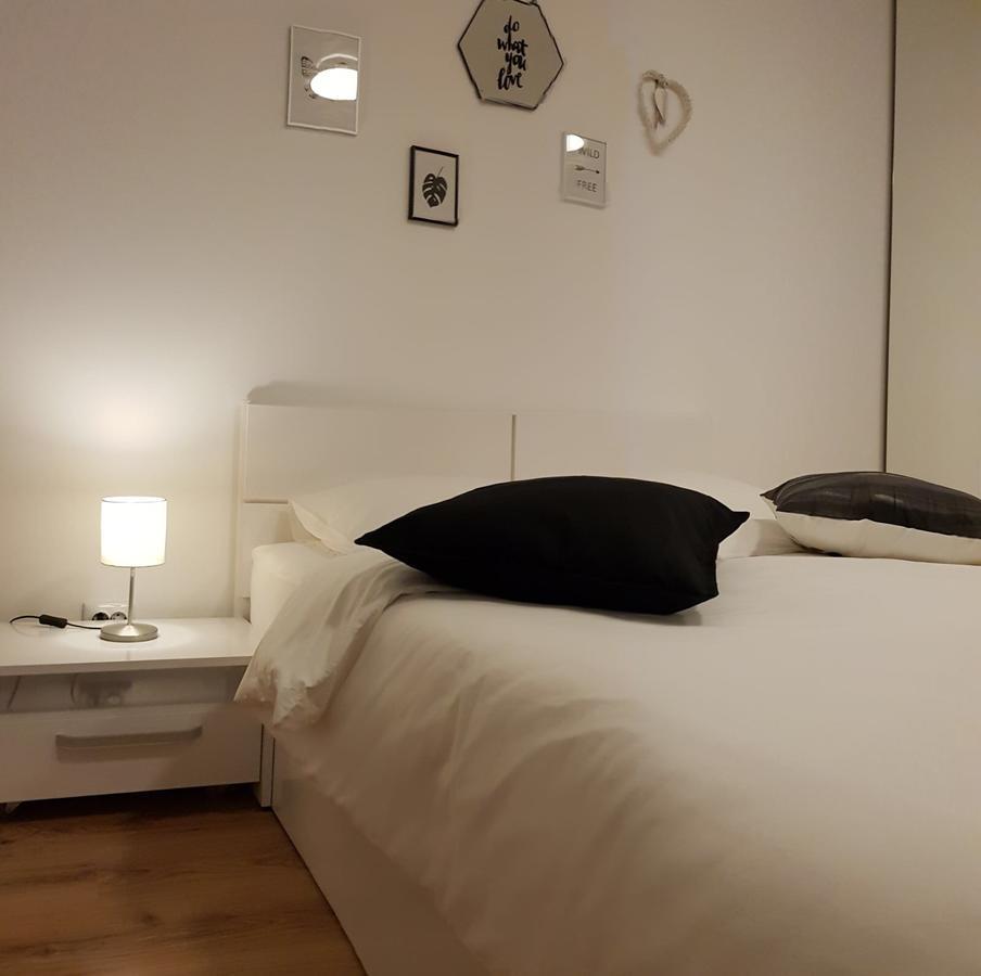 Studio Confort 3 Бухарест Экстерьер фото